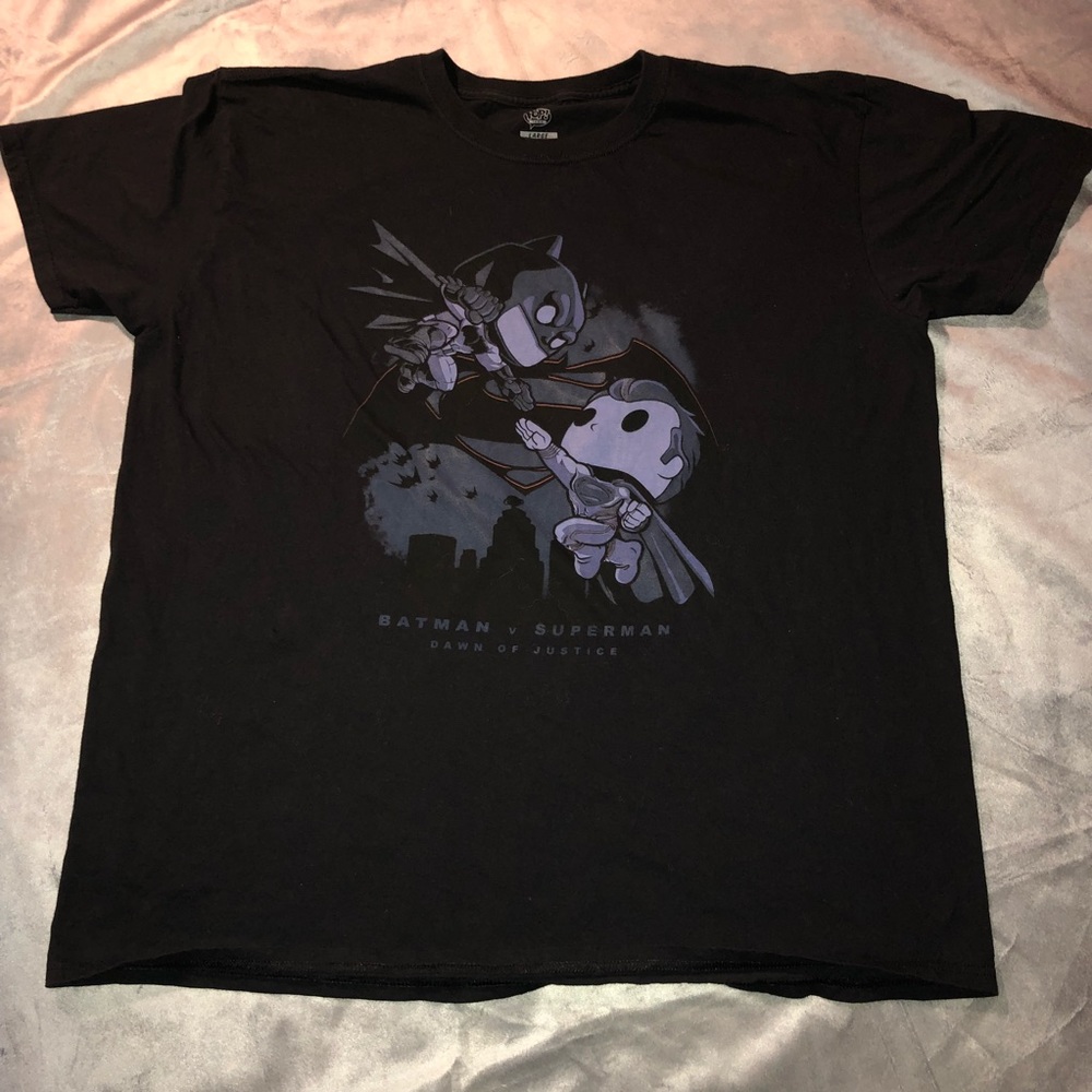 Graphic tee